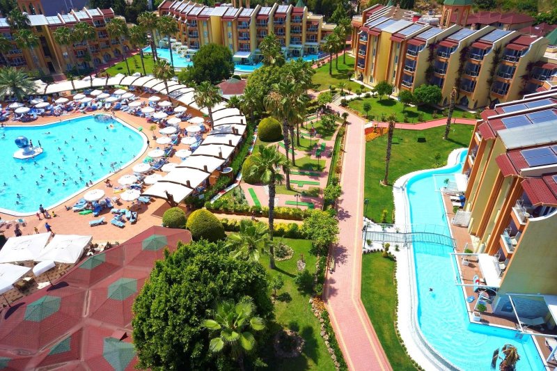 Alanya utazás TUI Blue Pascha Bay