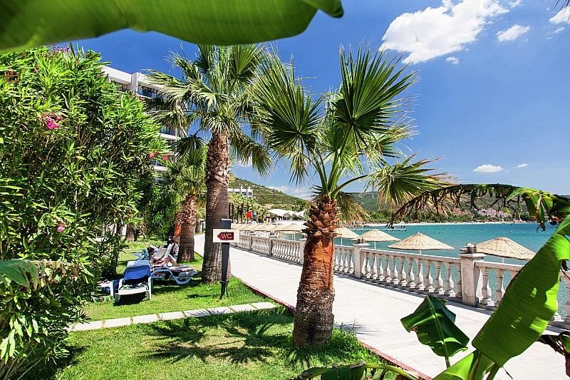 Kusadasi utazás Tusan Beach Resort