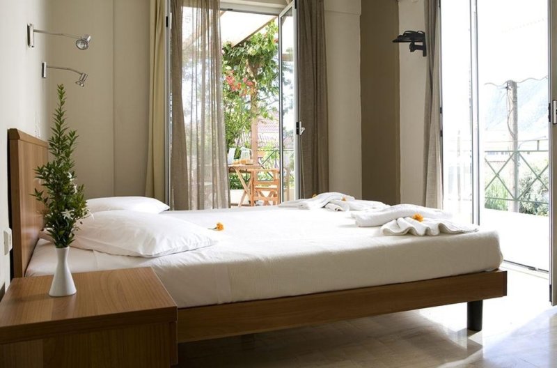 Lefkada-sziget utazás Vassiliki Bay