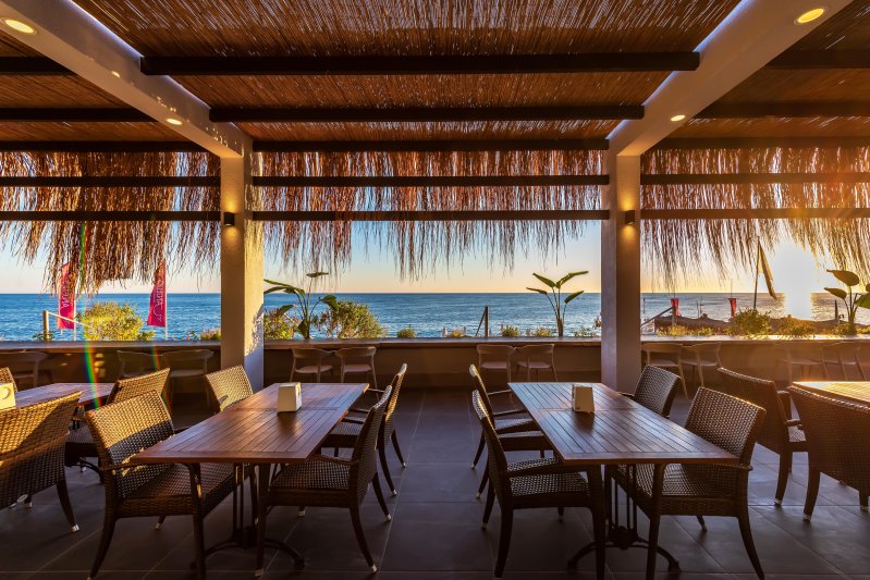 Antalya utazás White City Beach Hotel