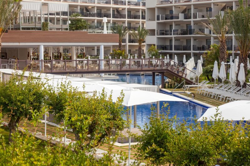 Mallorca utazás Zafiro Palace Palmanova