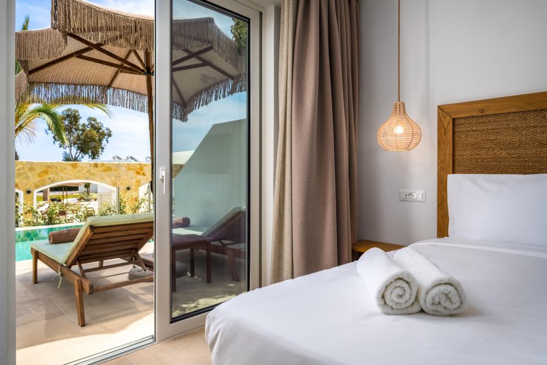 Superior szoba közös medencével