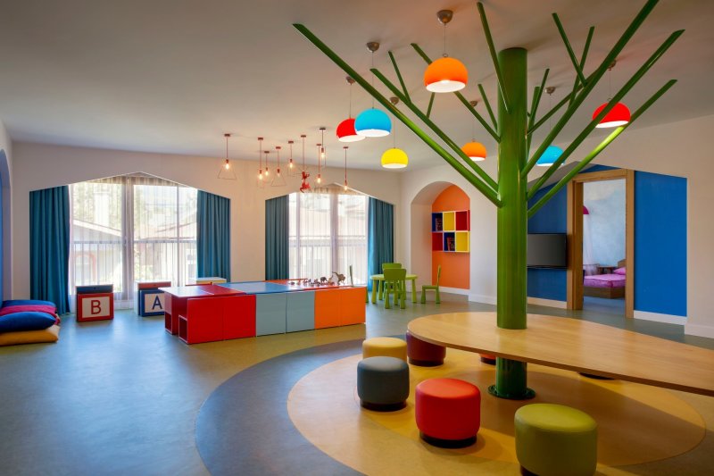 Side utazás Acanthus & Cennet Barut Collection