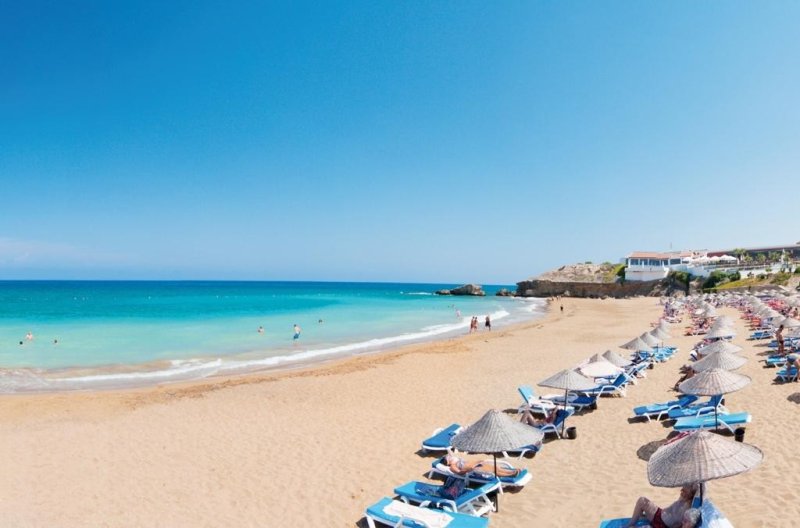 Észak-Ciprus utazás Acapulco Resort Convention & Spa