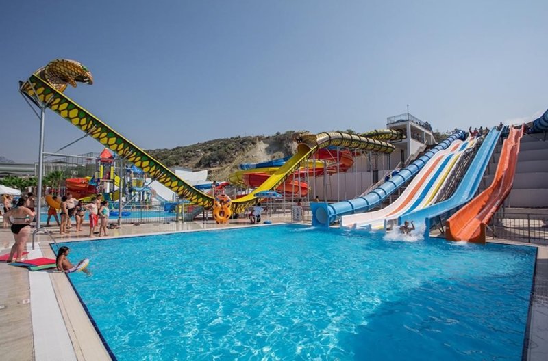 Észak-Ciprus utazás Acapulco Resort Convention & Spa