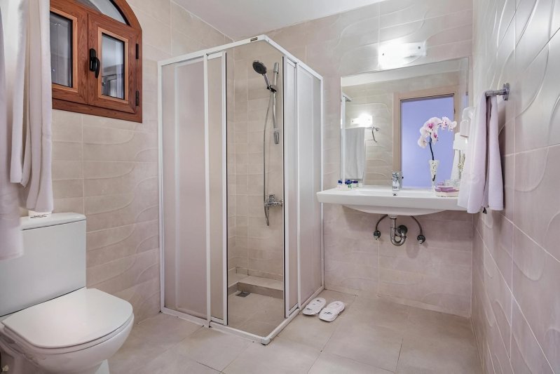 Bungaló, fürdőszoba