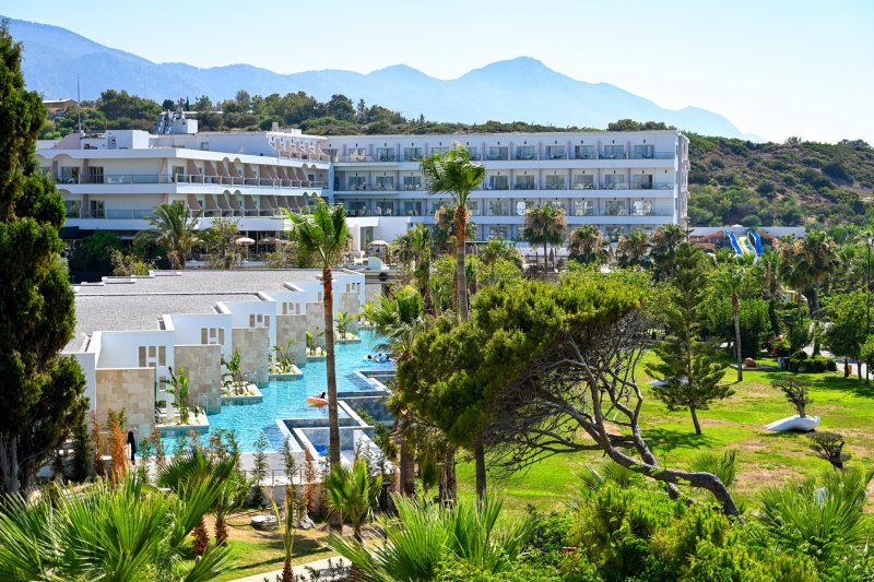 Észak-Ciprus utazás Acapulco Resort Convention & Spa