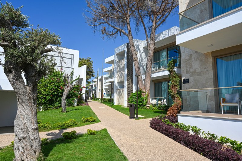 Észak-Ciprus utazás Acapulco Resort Convention & Spa