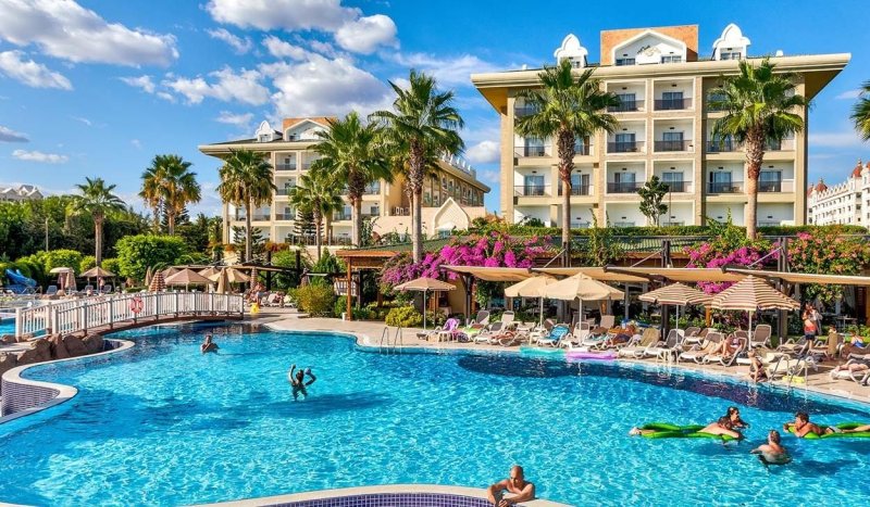 Side utazás Adalya Bliss