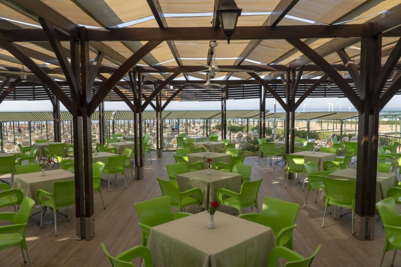 Side utazás Adalya Bliss