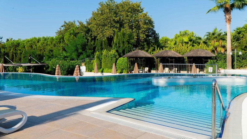 Side utazás Adalya Bliss