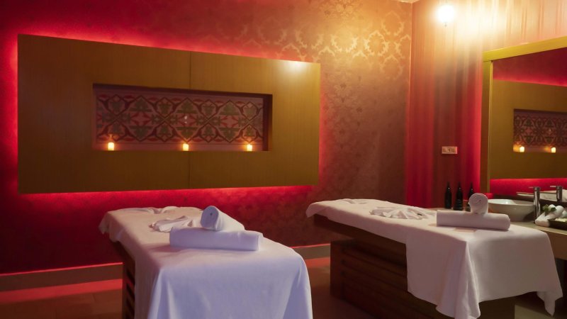 Side utazás Adalya Bliss