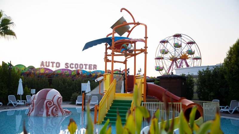 Antalya utazás Adalya Elite Lara