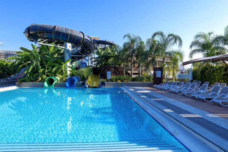 Antalya utazás Adalya Elite Lara