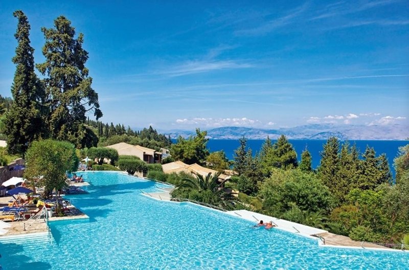 Korfu Perama utazás Aeolos Beach Resort