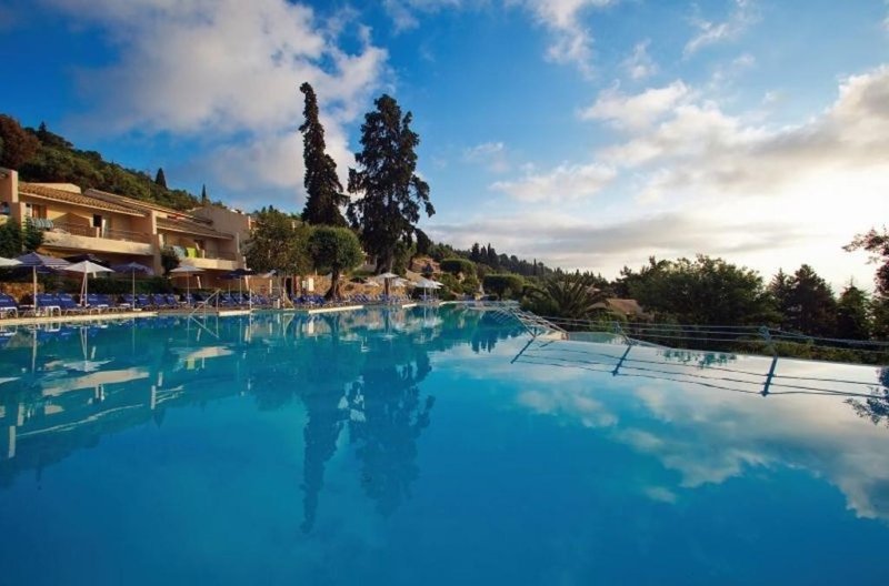 Aeolos Beach Resort Korfu Perama