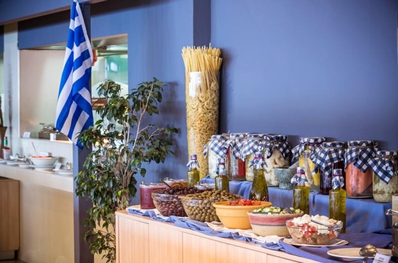 Korfu Perama utazás Aeolos Beach Resort