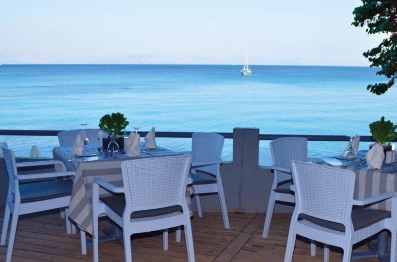 Aeolos Beach Resort Korfu Perama