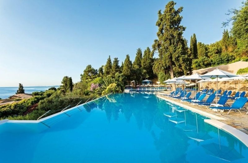 Korfu Perama utazás Aeolos Beach Resort