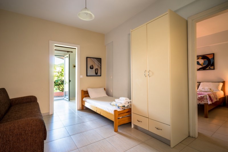 Lefkada-sziget utazás Aiolos Apartments