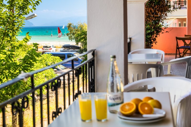 Lefkada-sziget utazás Aiolos Apartments