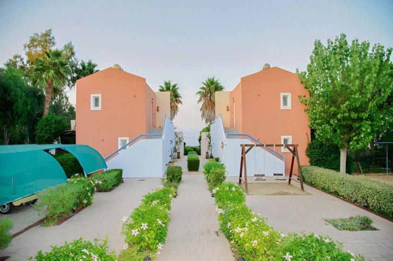 Peloponnészoszi-félsziget utazás Aithrio Hotel