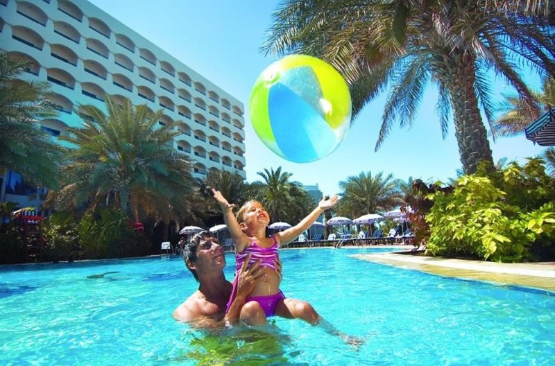 Ajman utazás Ajman Hotel