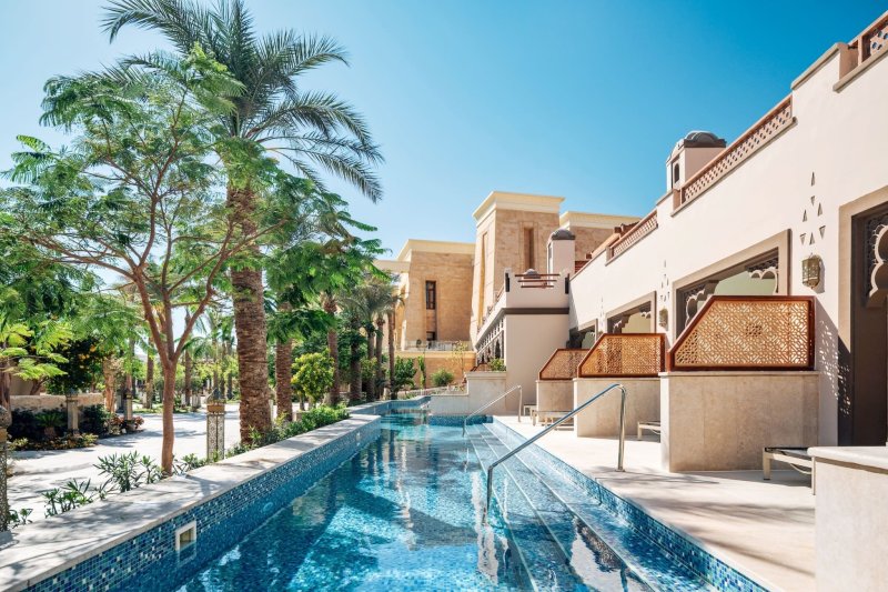 Junior lakosztály, swim up