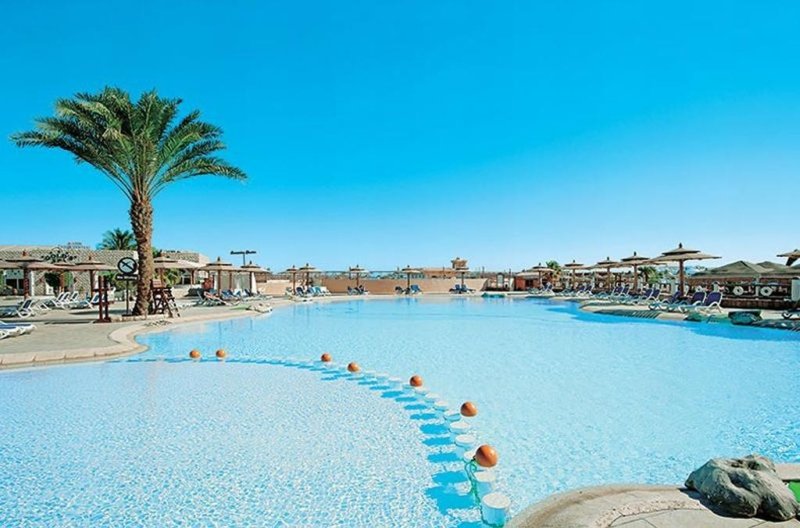 Hurghada utazás Aladdin Beach Resort