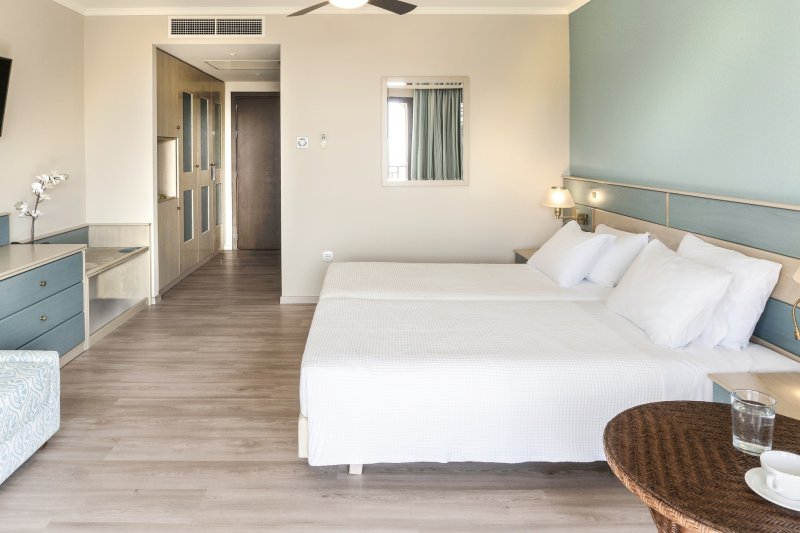 Peloponnészoszi-félsziget utazás Aldemar Olympian Village