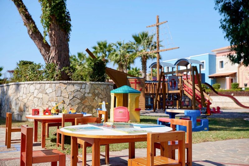 Peloponnészoszi-félsziget utazás Aldemar Olympian Village Suites