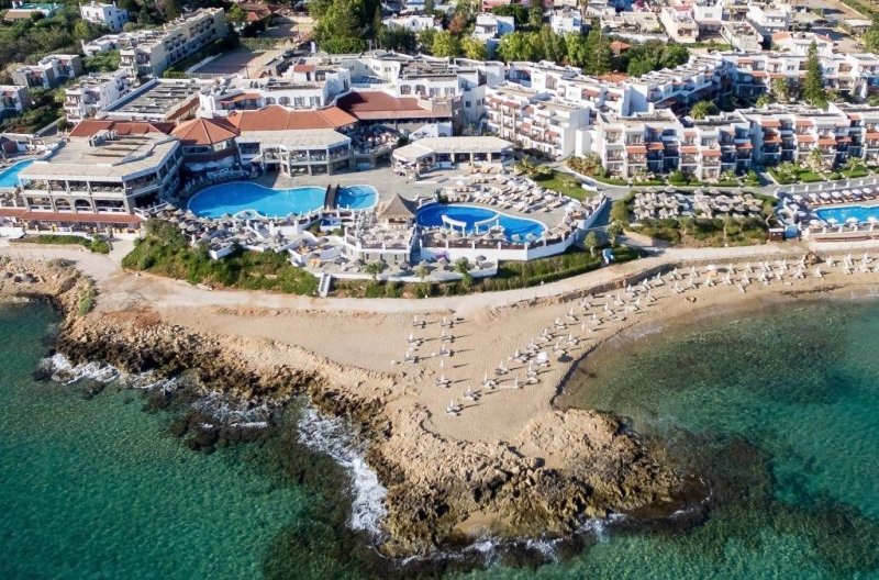 Alexander Beach Hotel & Village Kelet Stalis
