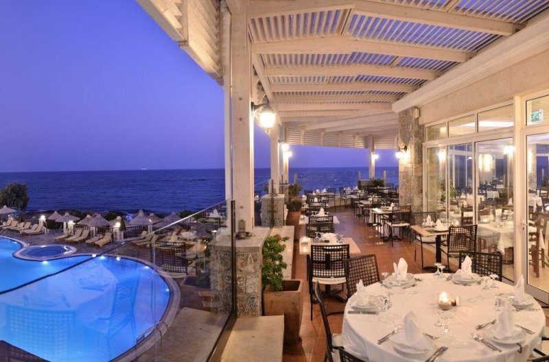 Alexander Beach Hotel & Village Kelet Stalis