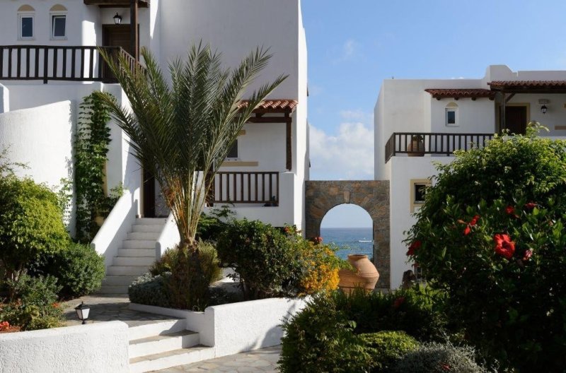 Alexander Beach Hotel & Village Kelet Stalis