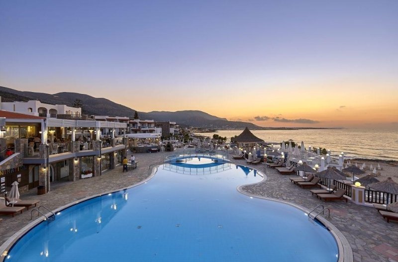 Kelet Stalis utazás Alexander Beach Hotel & Village