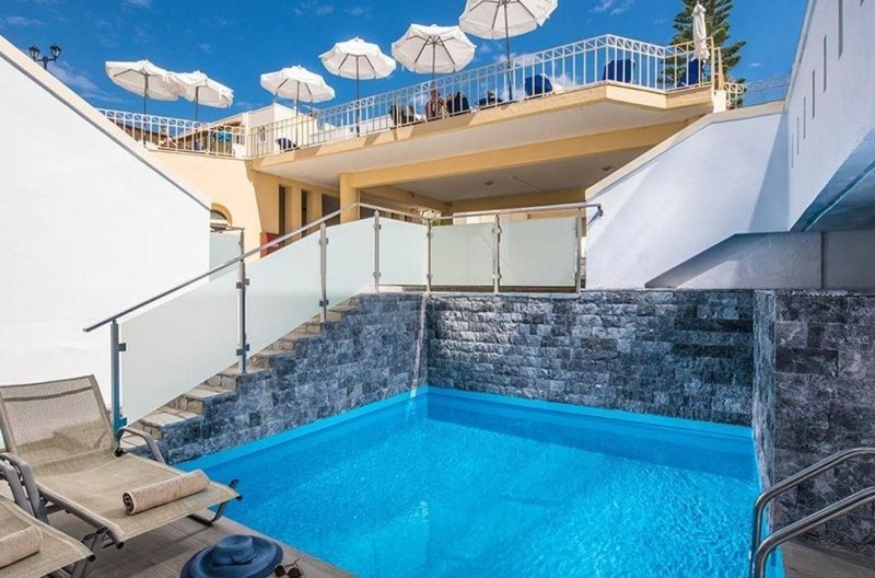 Kréta Agia Pelagia utazás Alexander House