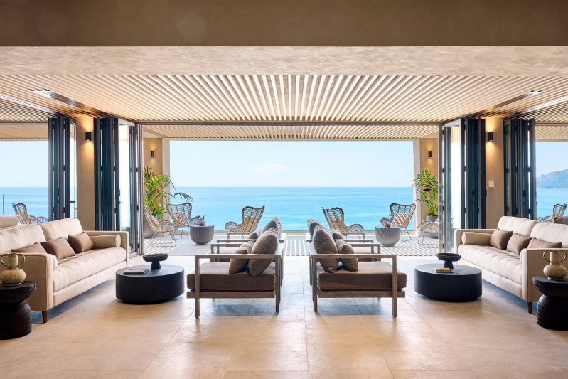 Korfu utazás Ella álkyna