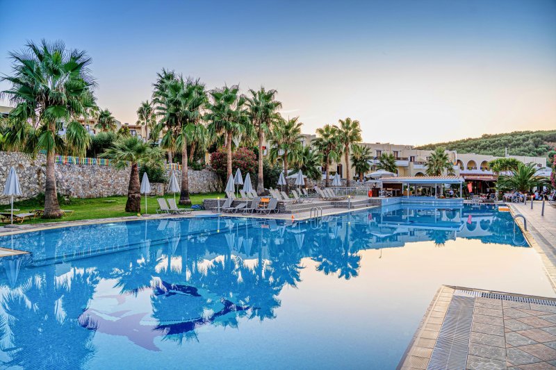 Almyrida Village & Waterpark Kréta Almyrida