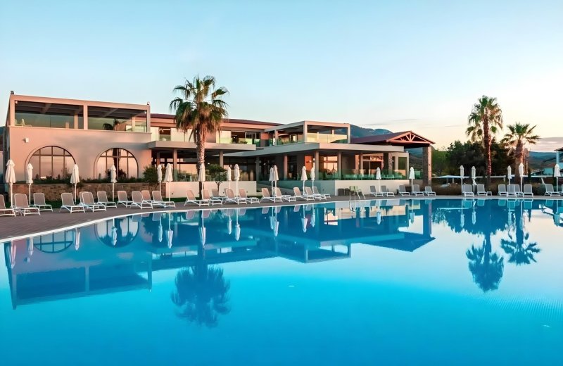 Korfu utazás Almyros Beach Resort