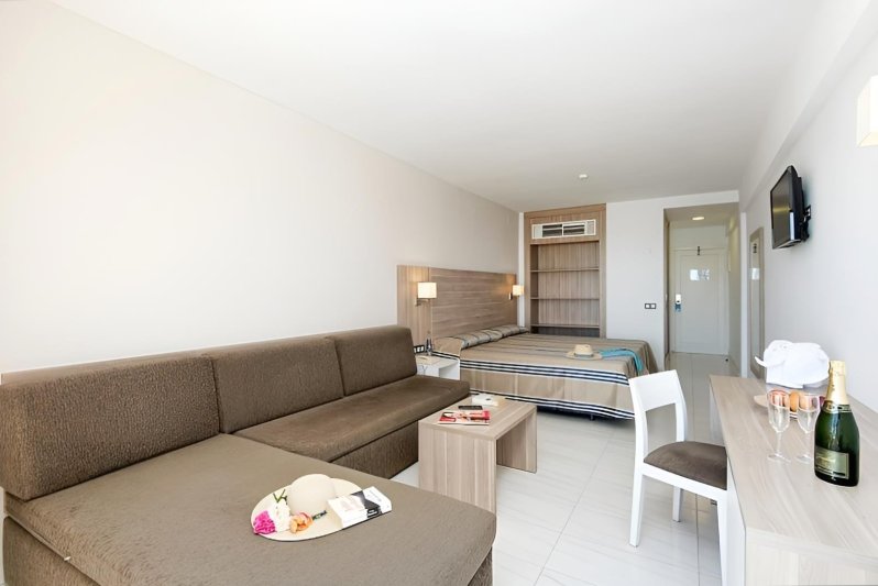 Costa de Almería utazás Alua Golf Trinidad