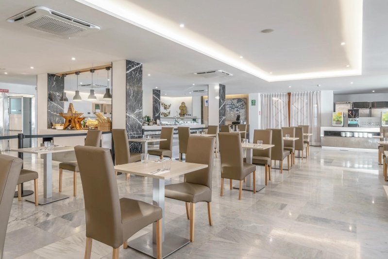 Mallorca utazás Alua Leo