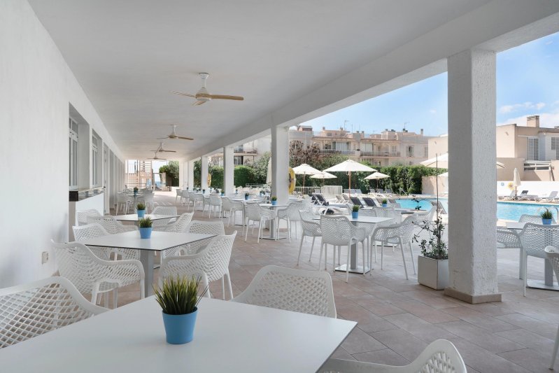 Alua Leo Mallorca