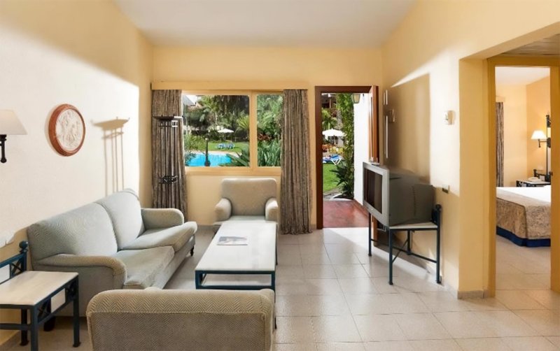 Tenerife utazás Alua Parque San Antonio