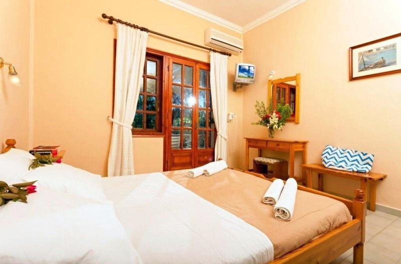 Zakynthos utazás Alykes Park