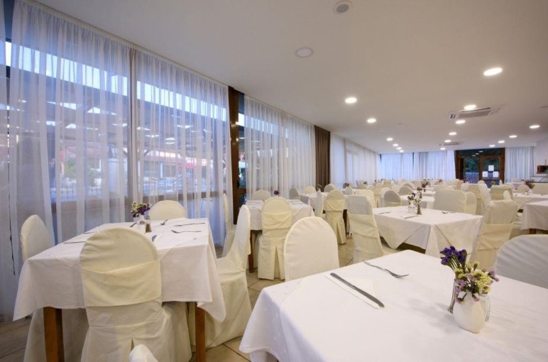 Korfu Dassia utazás Amalia