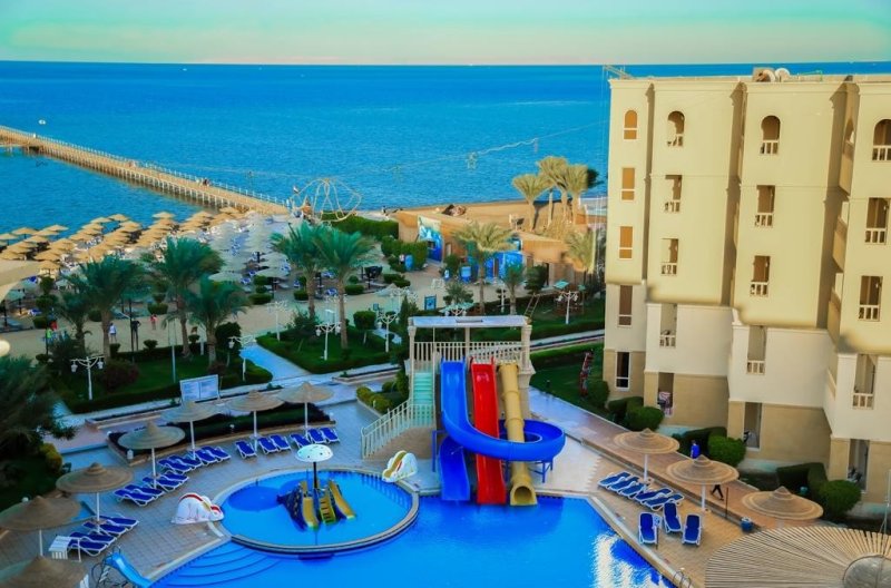Hurghada utazás AMC Royal Hotel