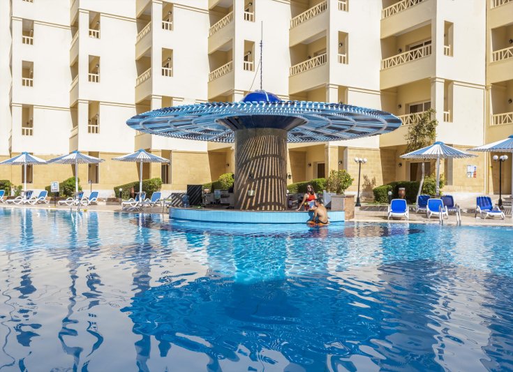 Hurghada utazás AMC Royal Hotel