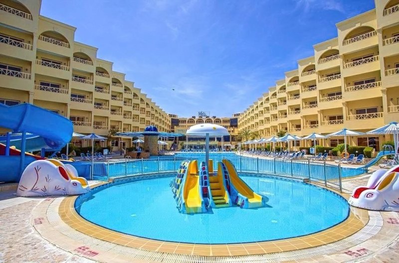 AMC Royal Hotel Hurghada