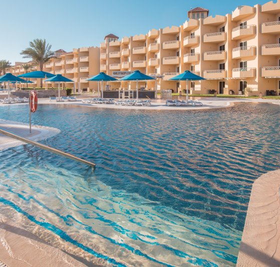 Hurghada utazás Amwaj Beach Club Abu Soma