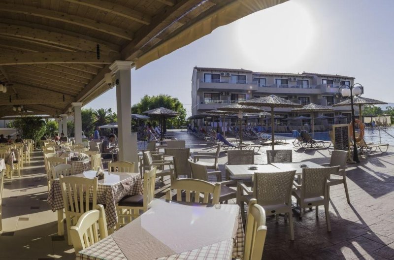 Korfu utazás Angela Beach Family Deluxe